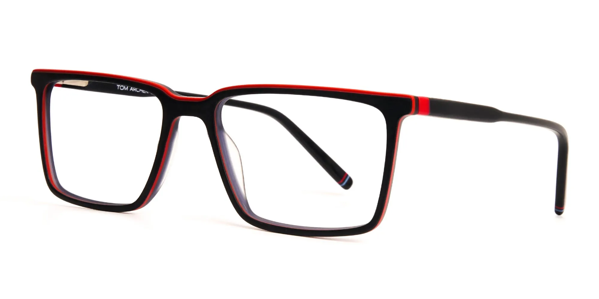 Dark-rimmed glasses are prescription for 'geek chic