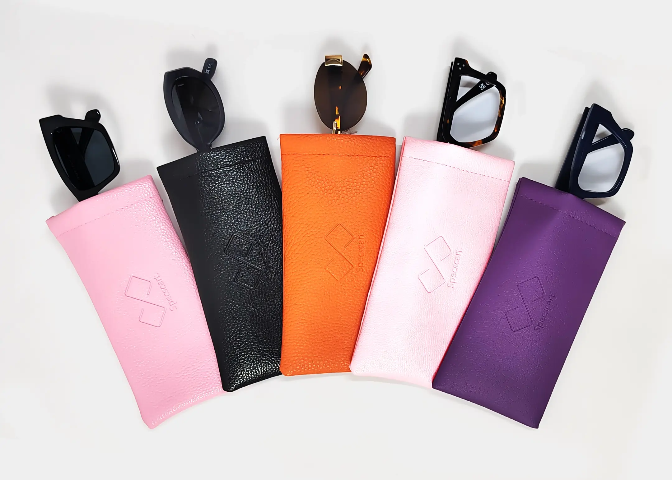 POUCH