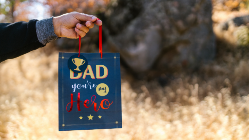 Christmas Gift Ideas for Dads | What to get your old Man