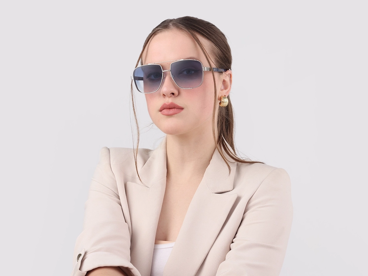 Women Model View