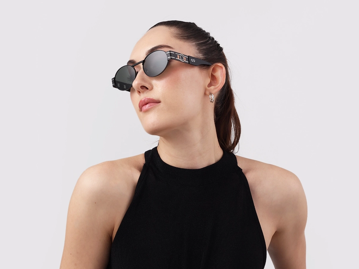 Women Model View