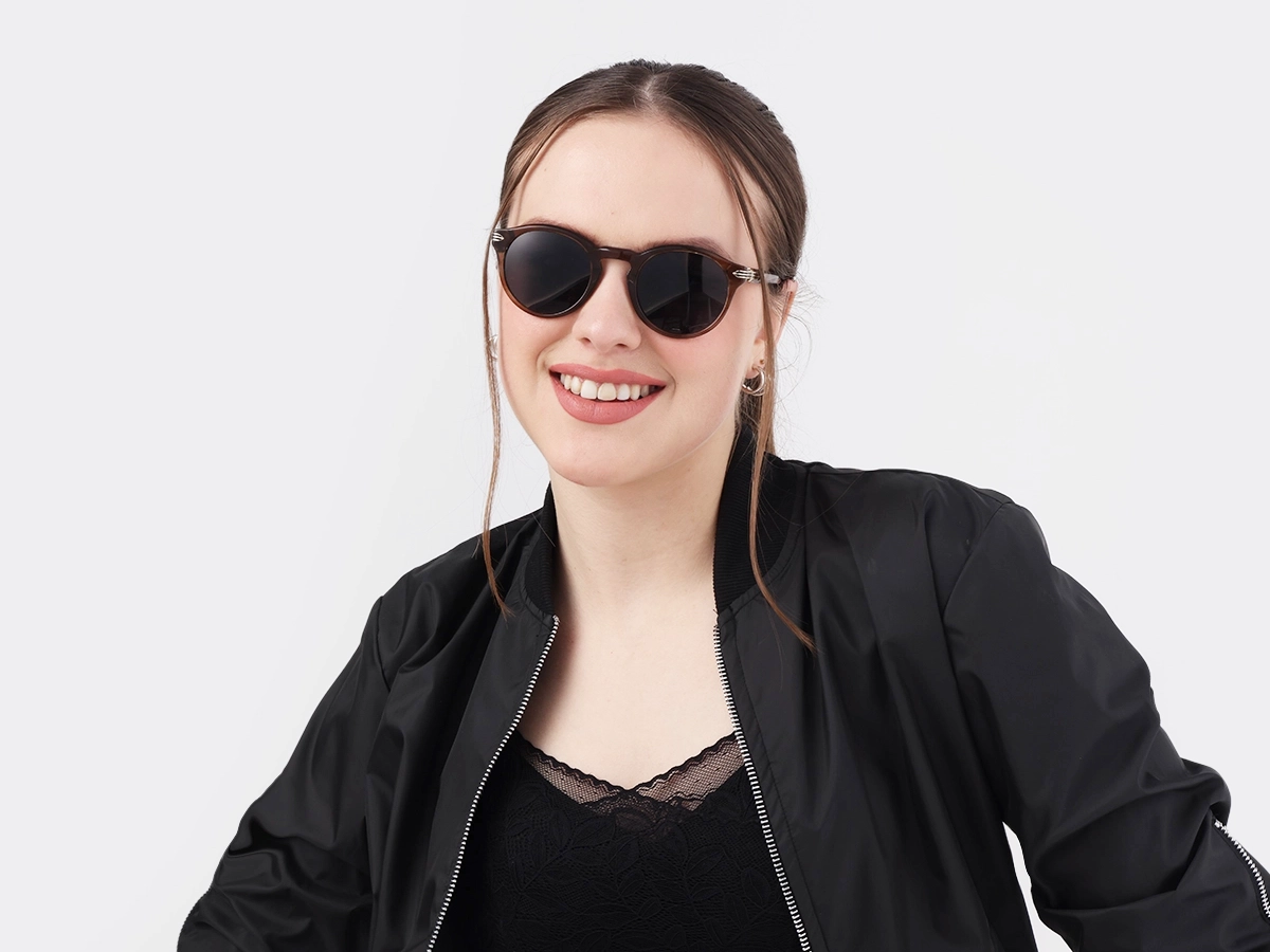 Women Model View