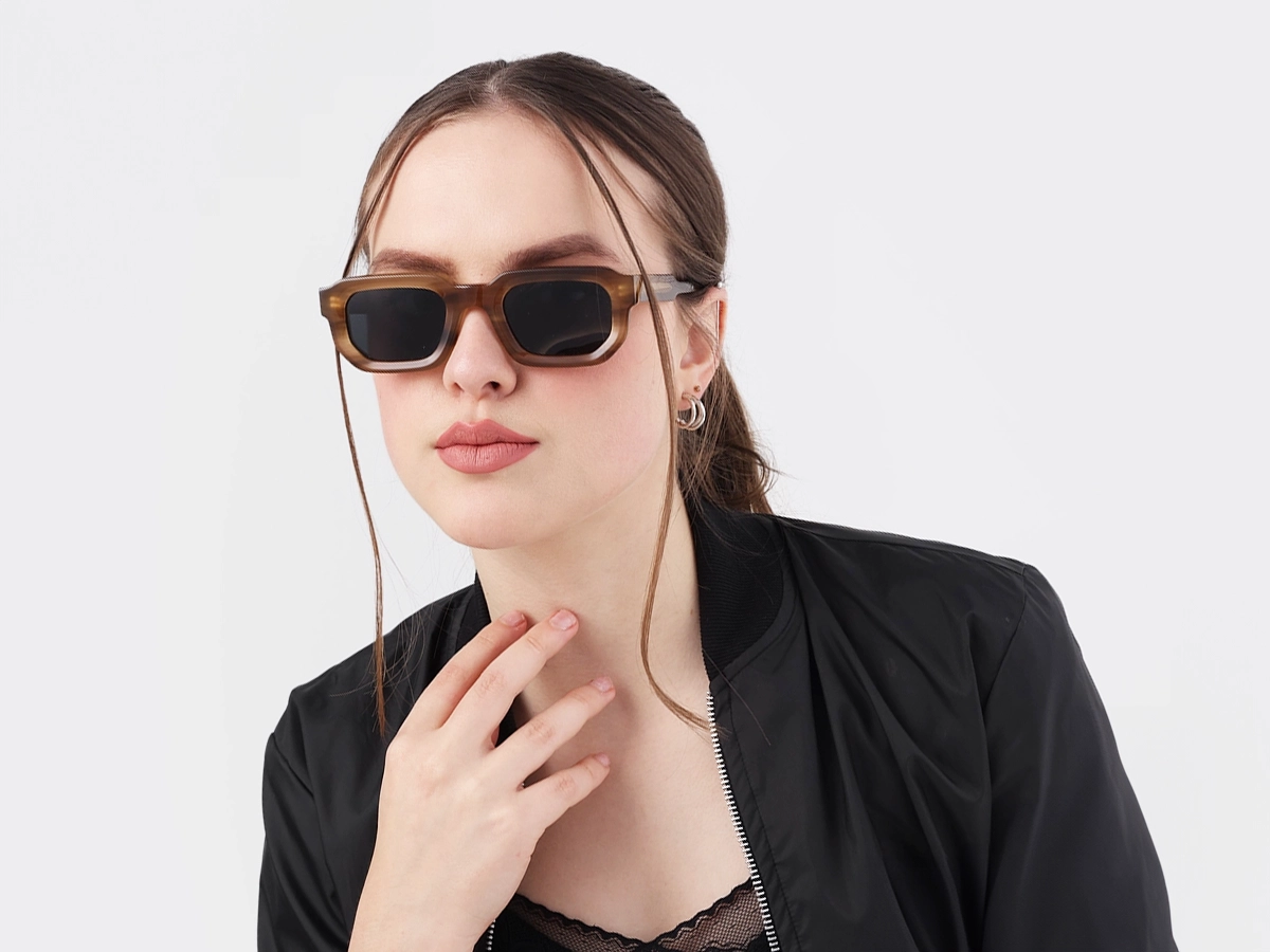 Women Model View