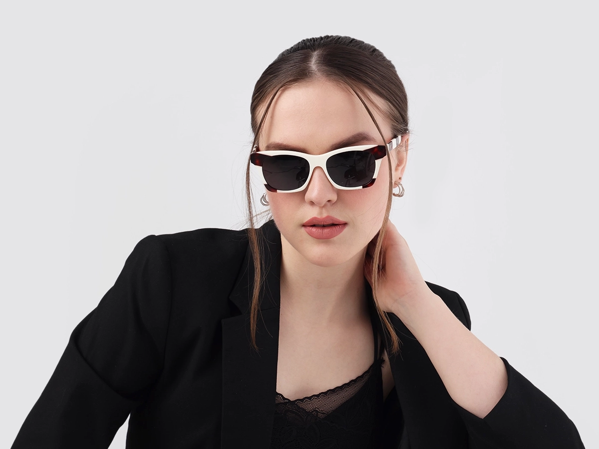 Women Model View