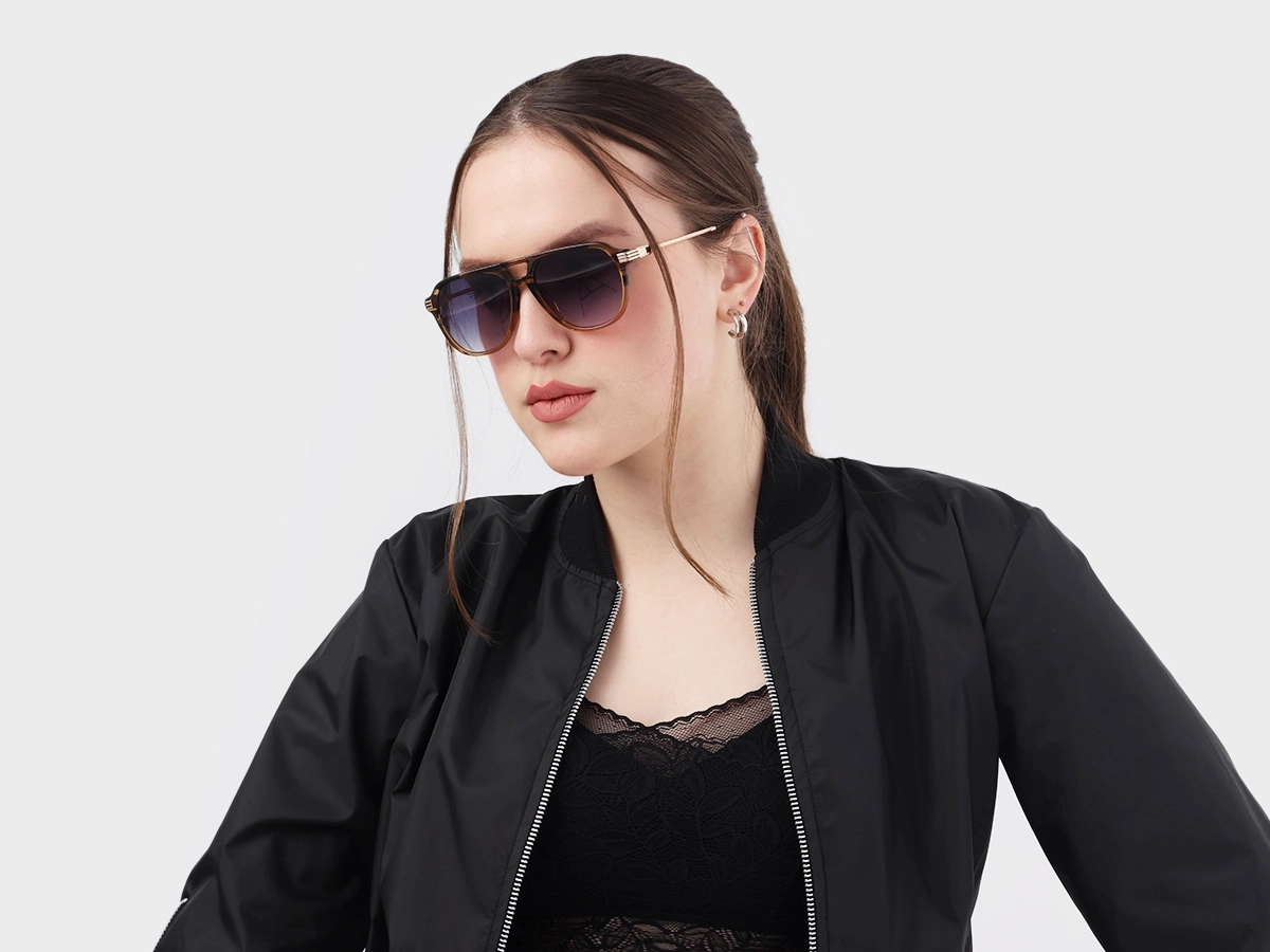 Women Model View