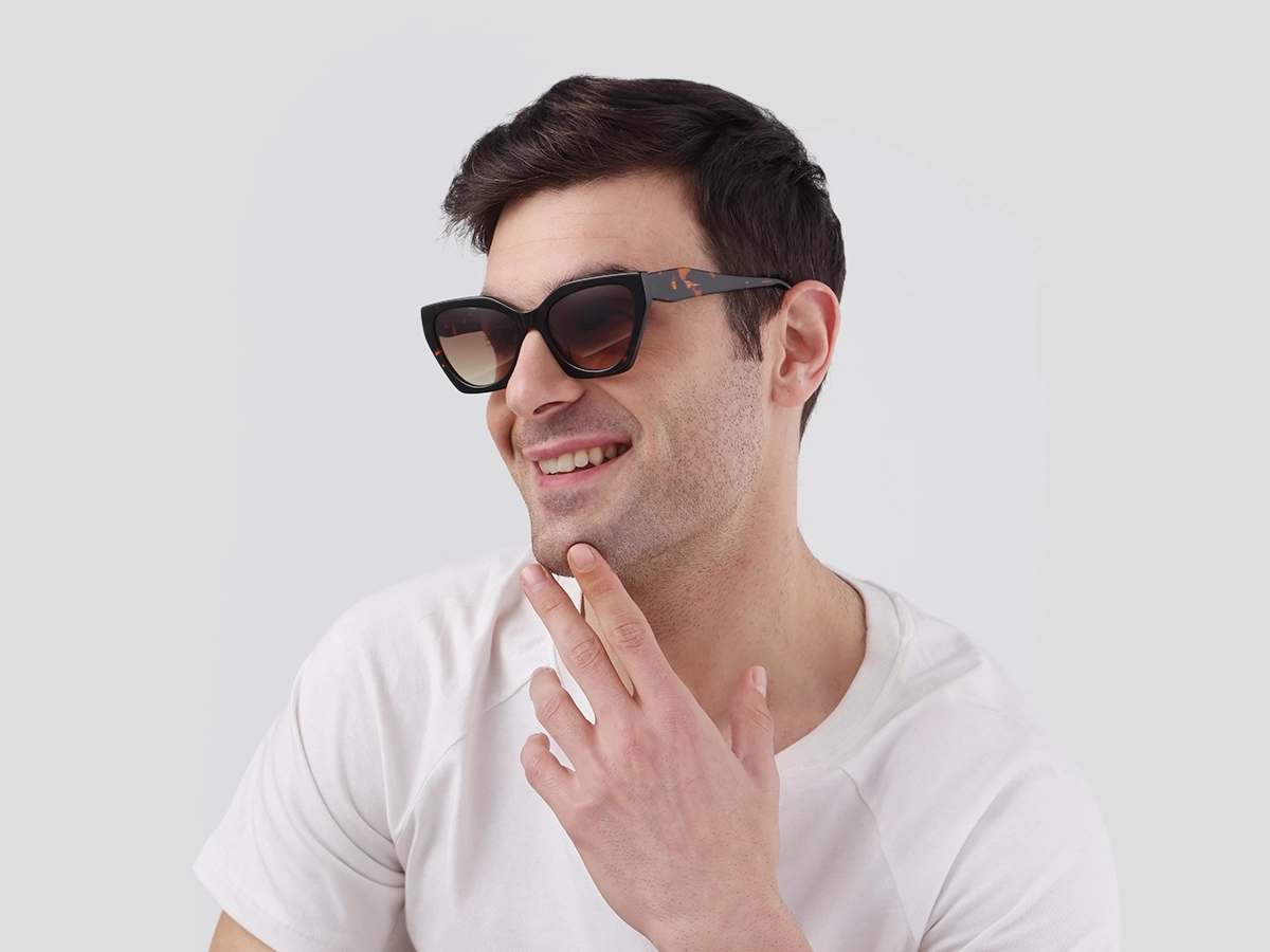 Honey Tortoise Cat-Eye Geometric Sunglasses-1