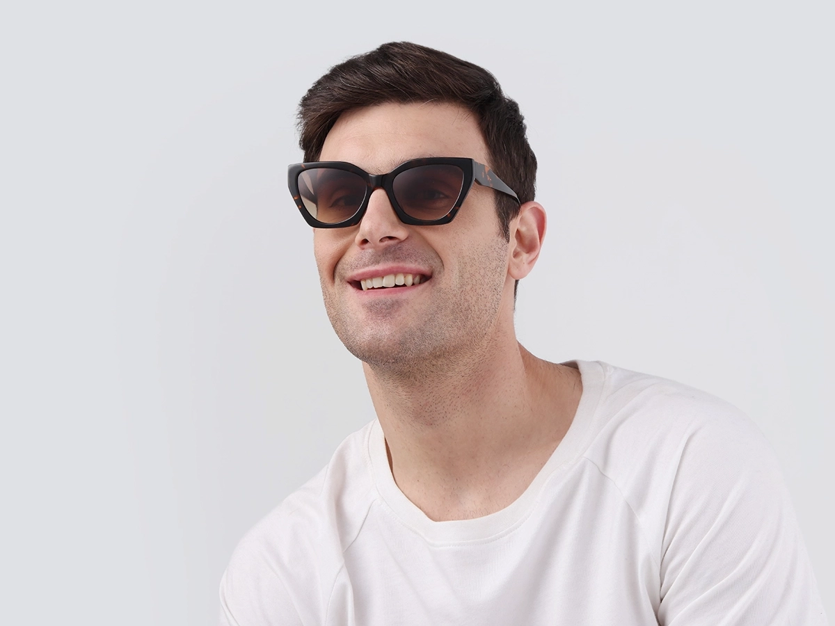Honey Tortoise Cat-Eye Geometric Sunglasses-1
