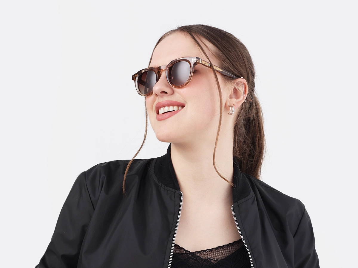 Women Model View