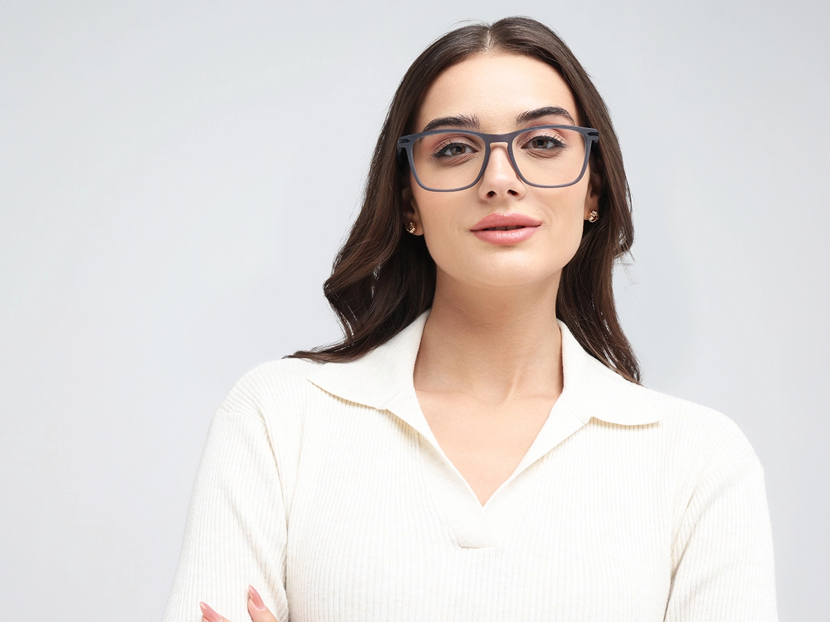 Women Model View
