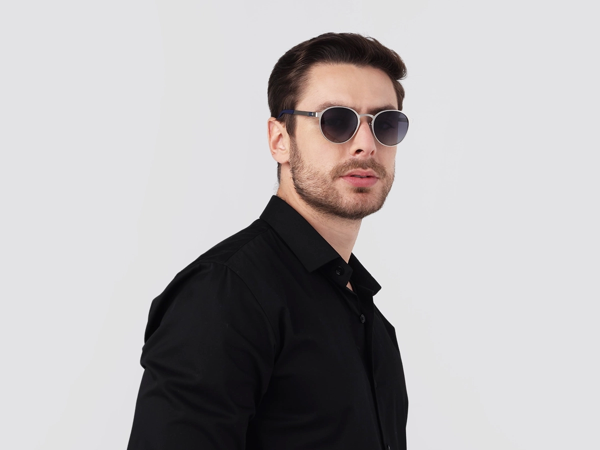 Matte Silver Keyhole Bridge Round Frame Sunglasses 1