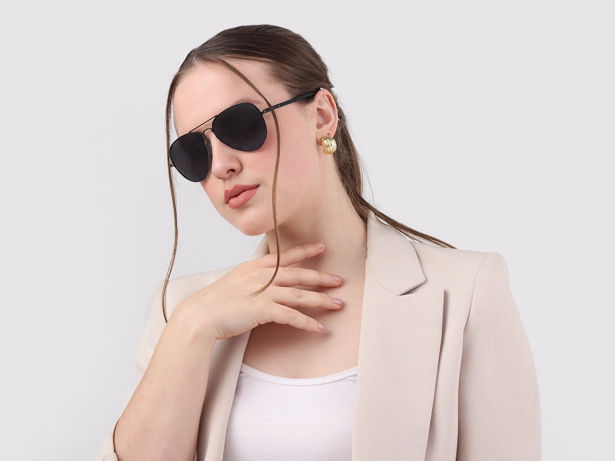 Black Lightweight Metal Pilot Sunglasses 1