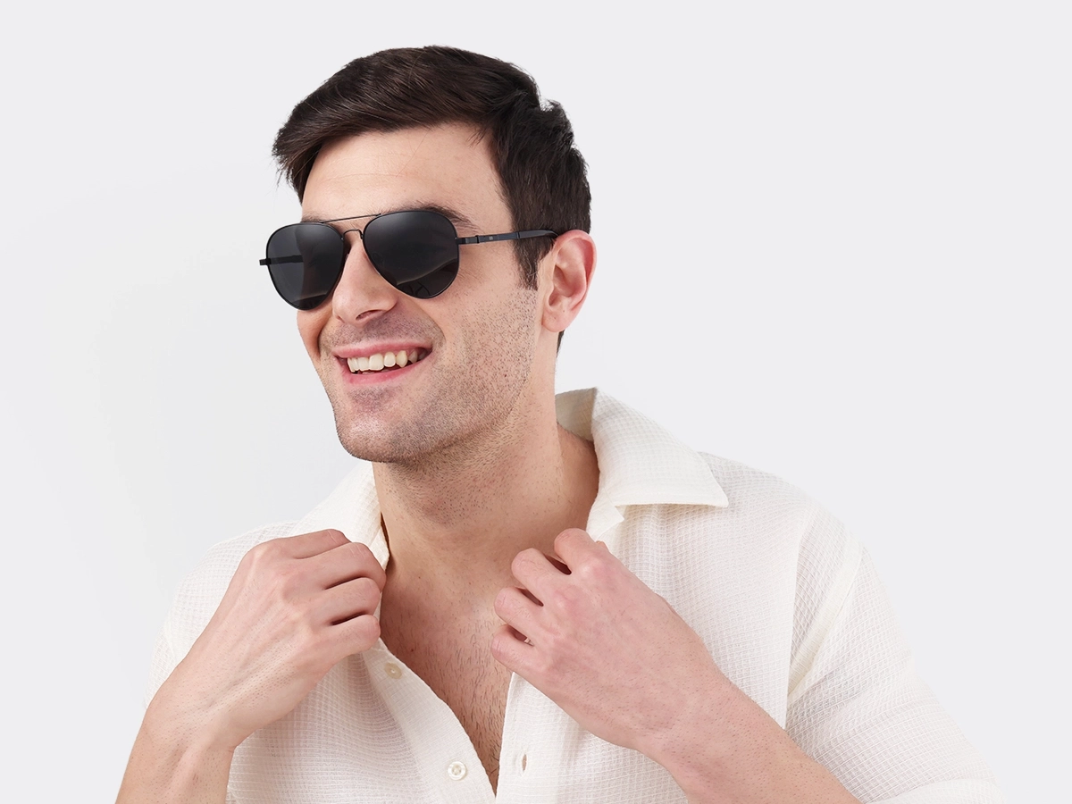 Black Lightweight Metal Pilot Sunglasses 1