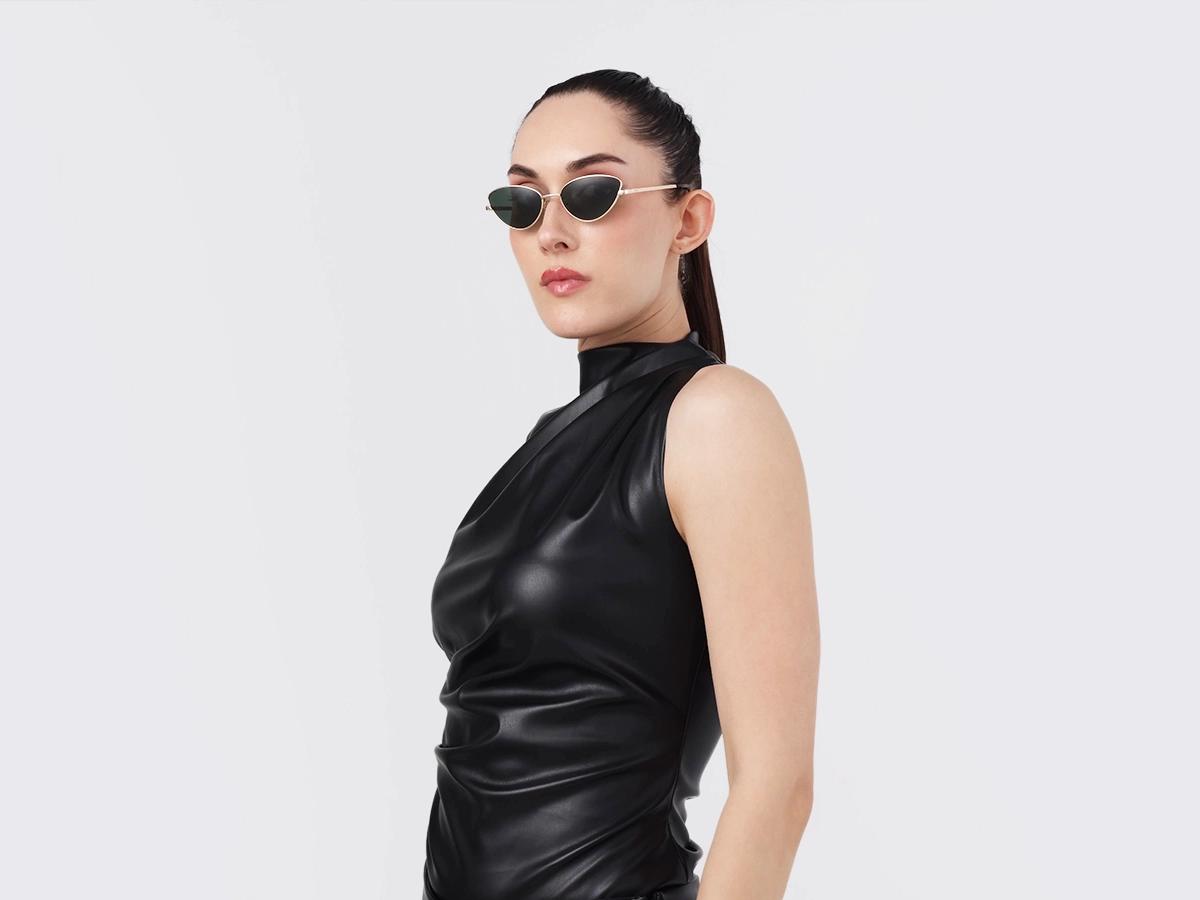Women Model View