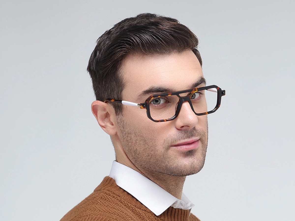 Rectangular Tortoise Glasses 1
