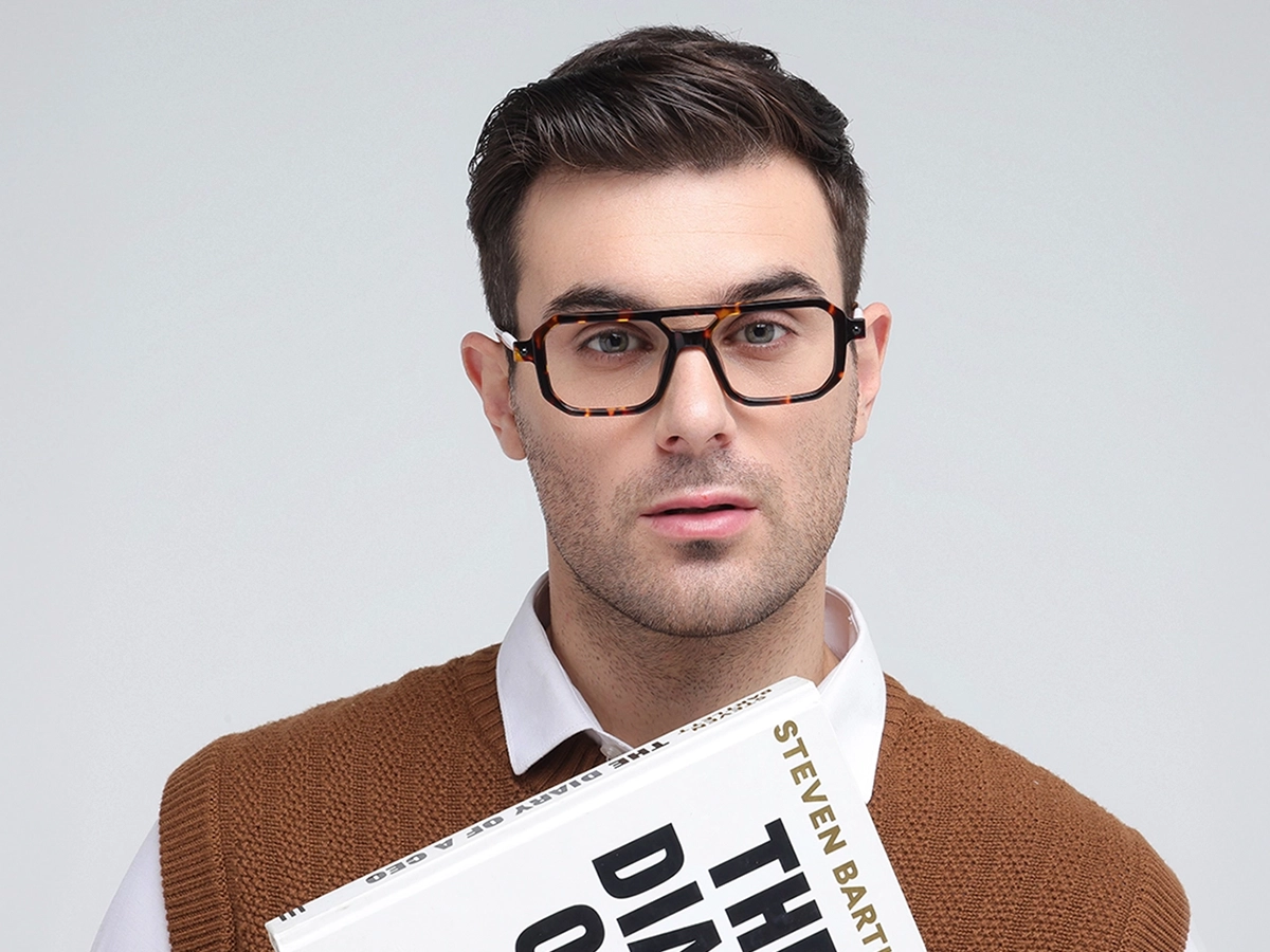 Rectangular Tortoise Glasses 1