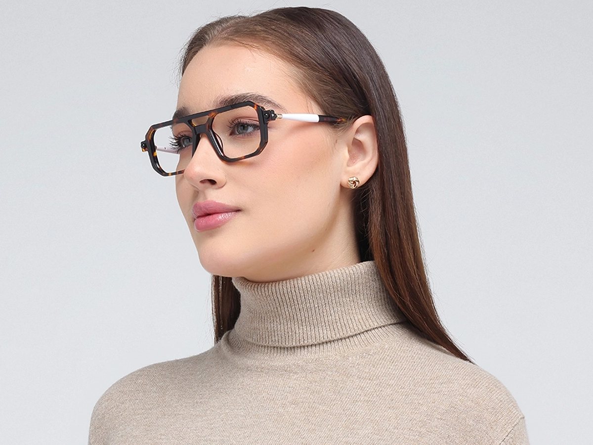 Rectangular Tortoise Glasses 1