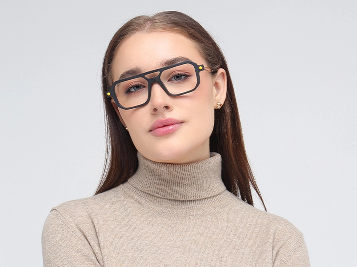 Women Model View