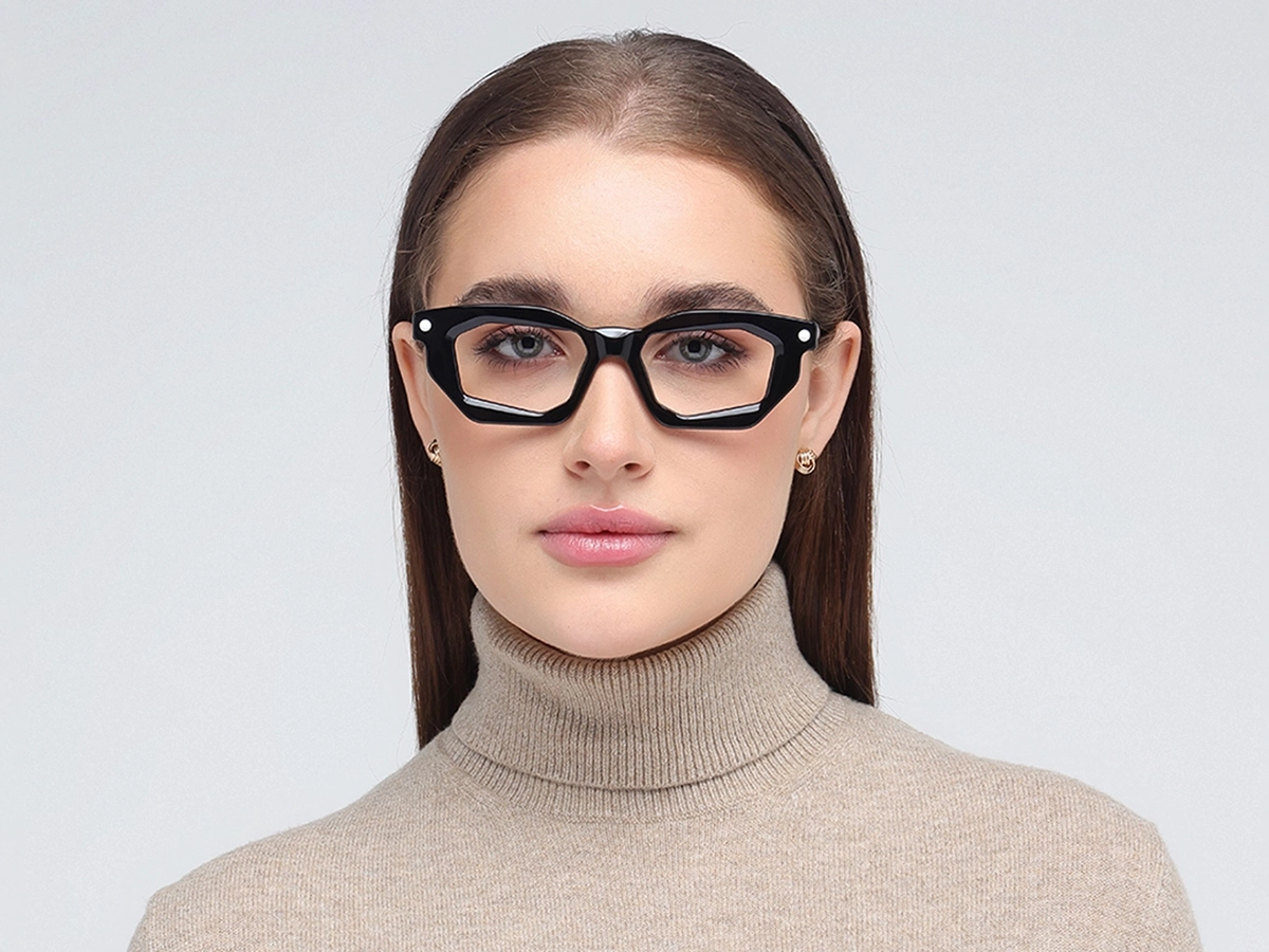 Women Model View
