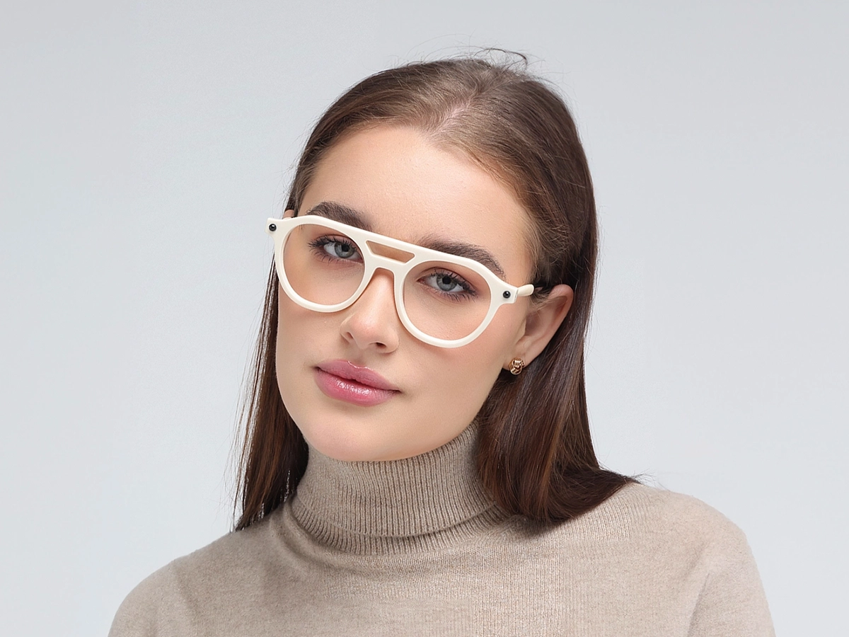 Women Model View