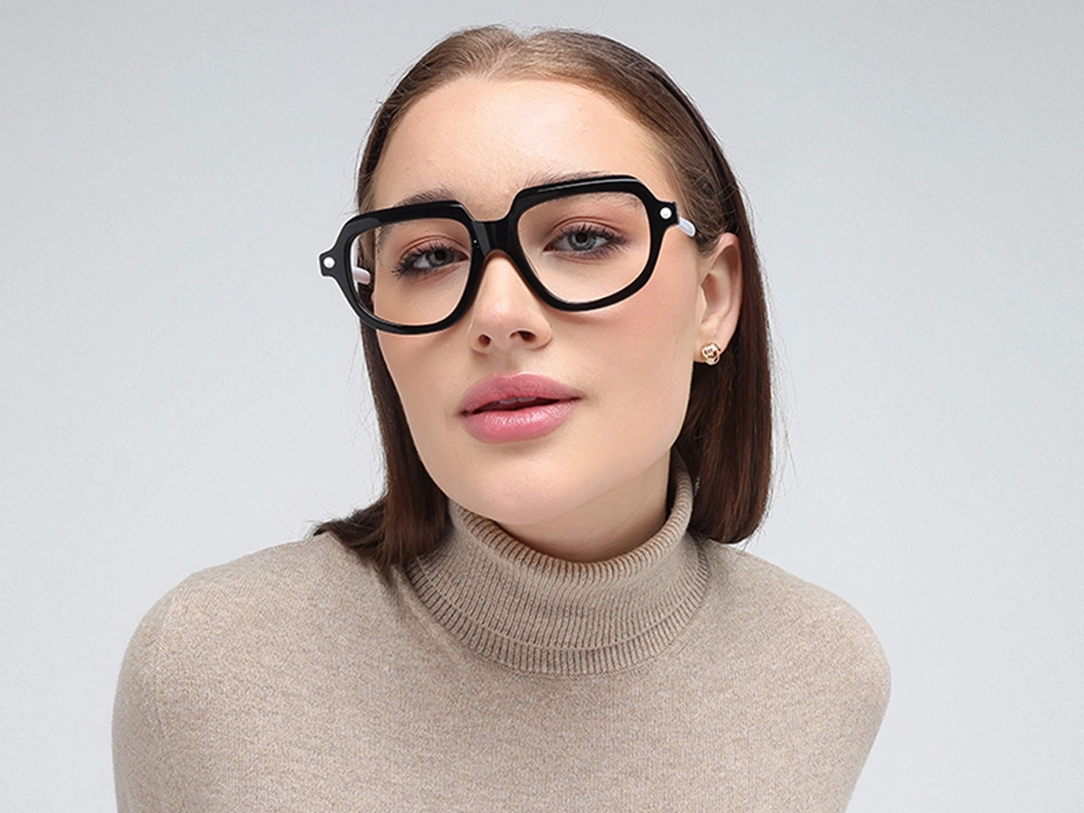 Women Model View