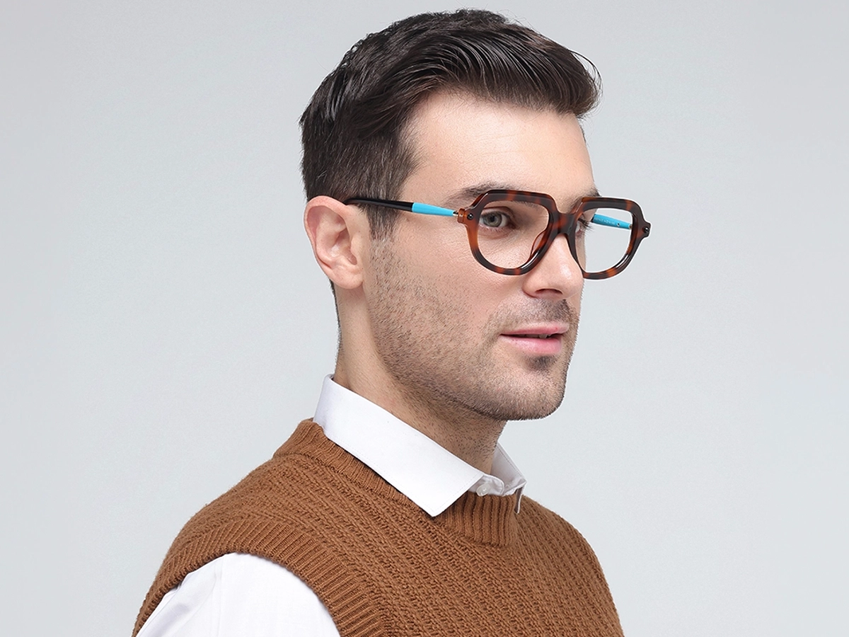 Gold And Tortoise Shell Glasses 1