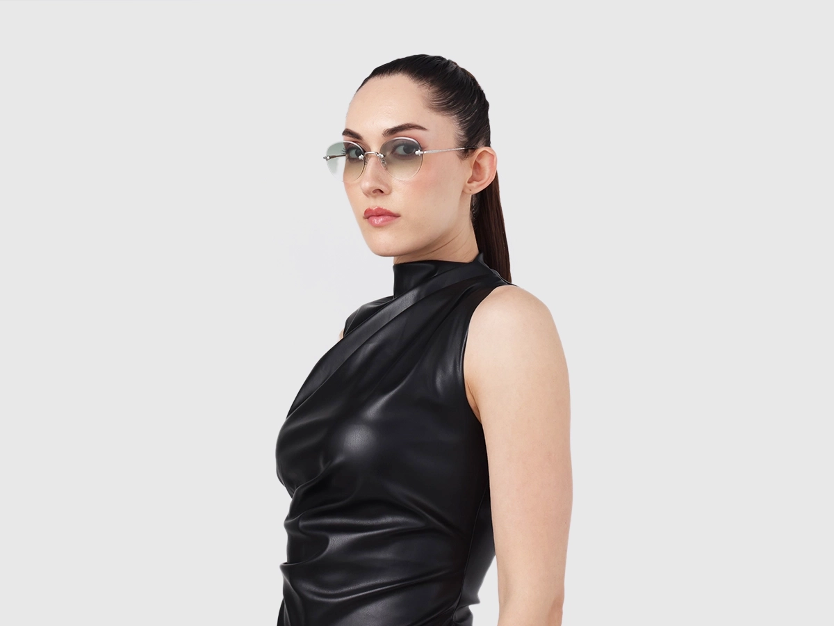 Women Model View