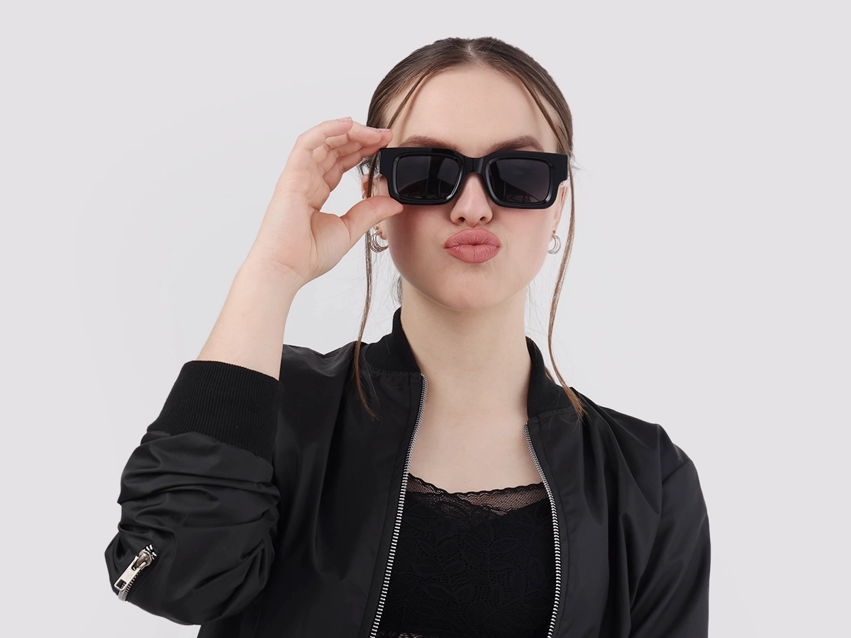 Women Model View