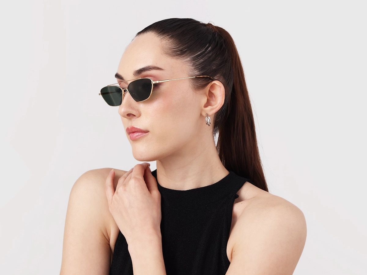 Matte Polished Gold Oval Metal Sunglasses 1