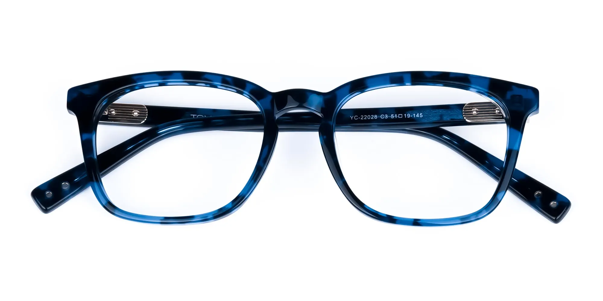 Blue-Tortoise-Wayfarer-Glasses-3