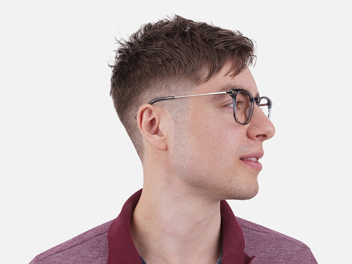 Stripe Glasses in Square Style with New Sensation