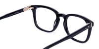 Stylish-Black-Wayfarer-Glasses-1
