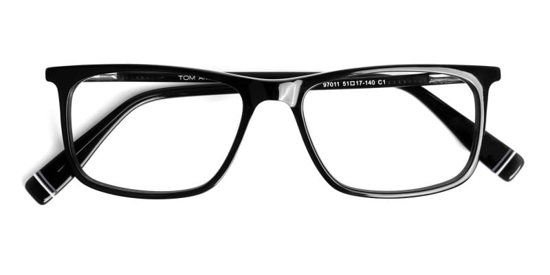 designer-black-glasses-in-rectangular-shape-frames-1