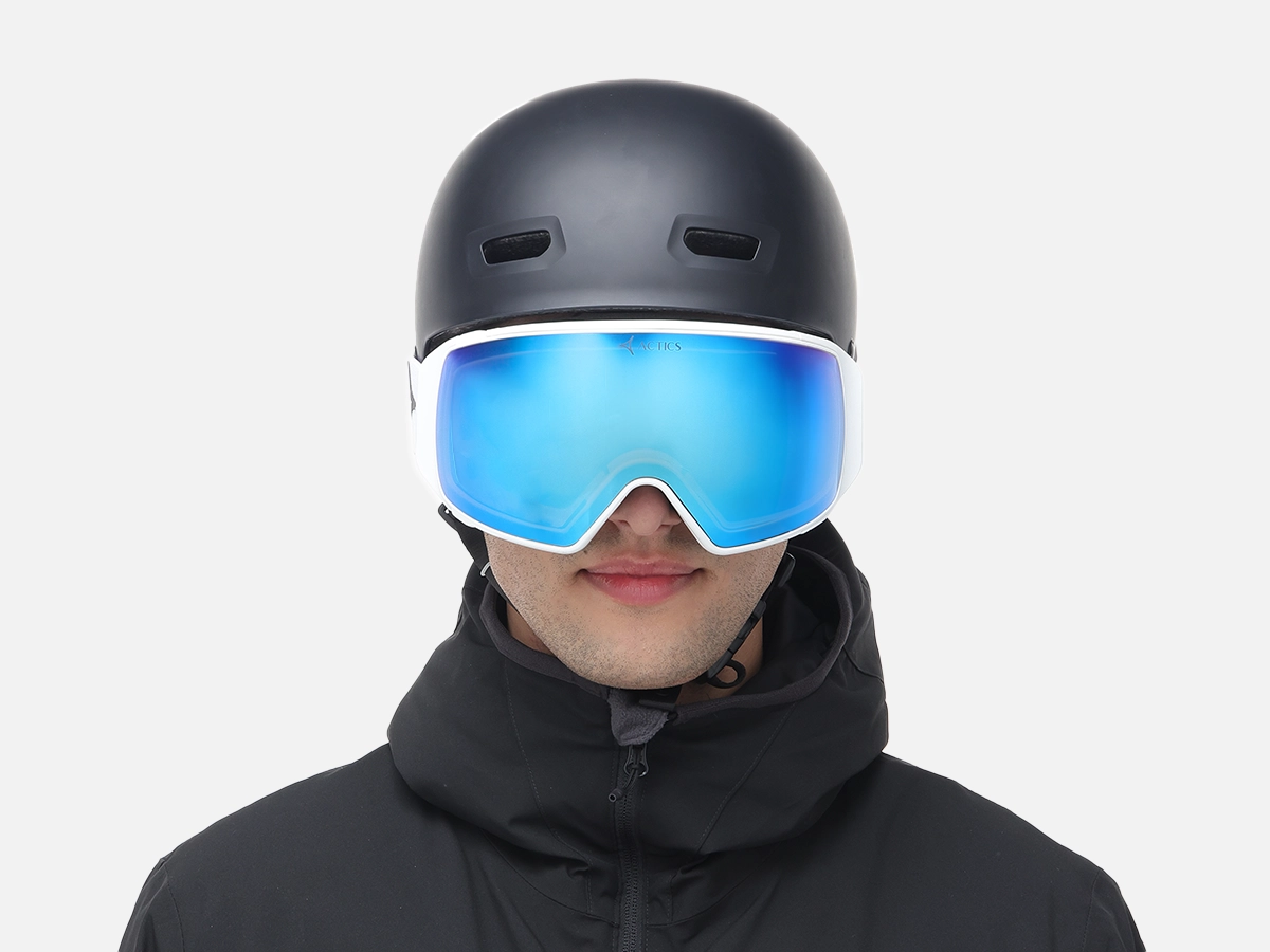 White Ski Goggles for Pro Skiers - 1