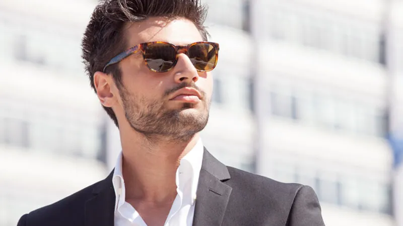 Clip-on sunglasses vs tinted lenses: Which one is better?