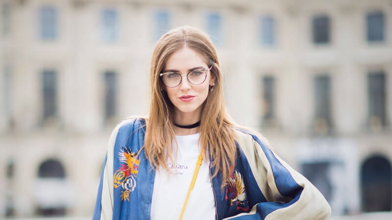 How to style cat-eye glasses for different occasions?