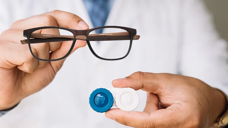 Prescription Goggles vs. Contact Lenses: Which is Better for Sports?