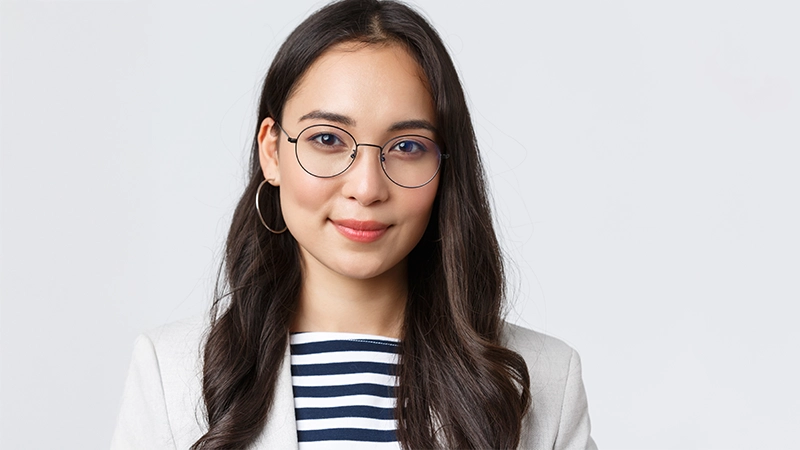 Who Wears These Celebrity Glasses