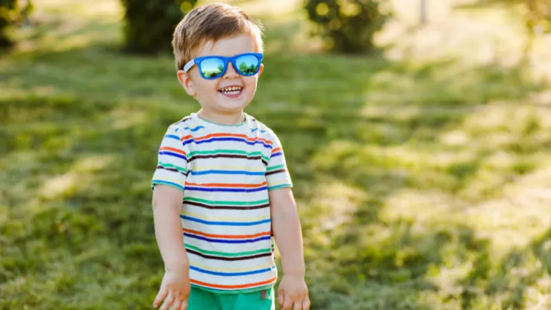 5 Reasons Why Children Need to Wear Sunglasses