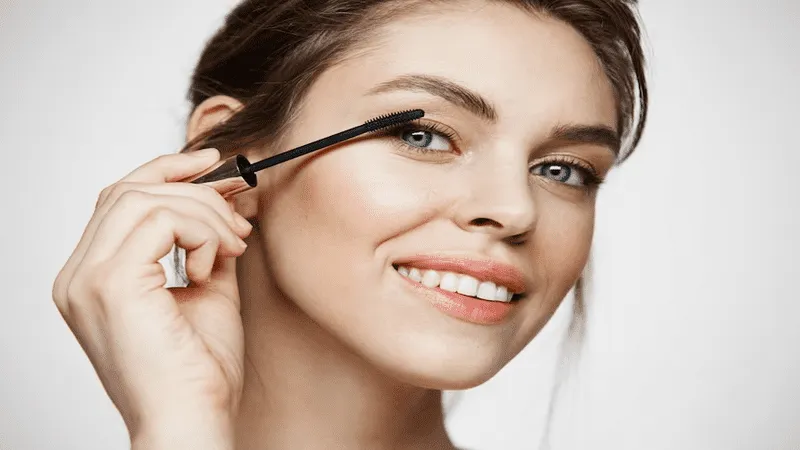 Keep Your Lashes Separated with a Brush or Mascara
